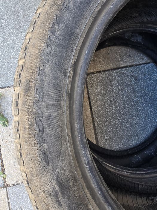 Продам две шины и два диска