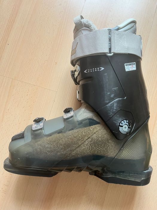 Ски обувки, използвани