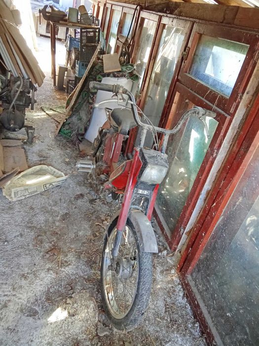 Продавам регистриран мотопед