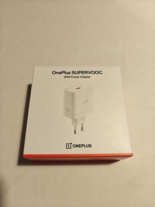 Зарядно за OnePlus