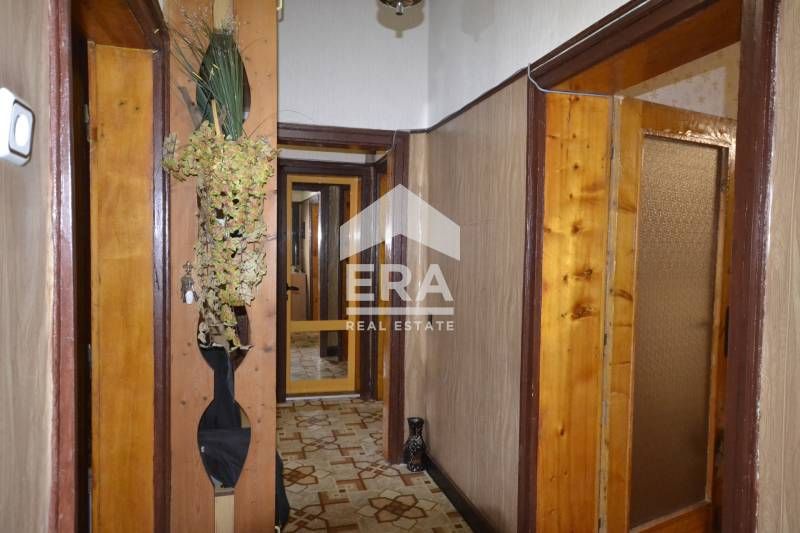 Продава се Четиристаен апартамент в Димитровград - 120 кв.м за 544 €/кв.м - Снимка #1