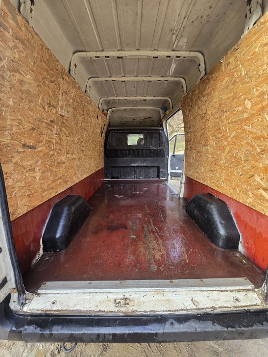 Vand Ford Tranzit 2.0 Diesel anul 2005