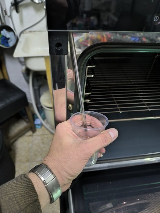 Фурна с котлони Miele H6160E - 76литра  с функция пара.