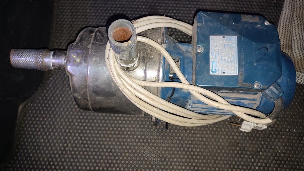 Продам насос для перекачки чистой воды