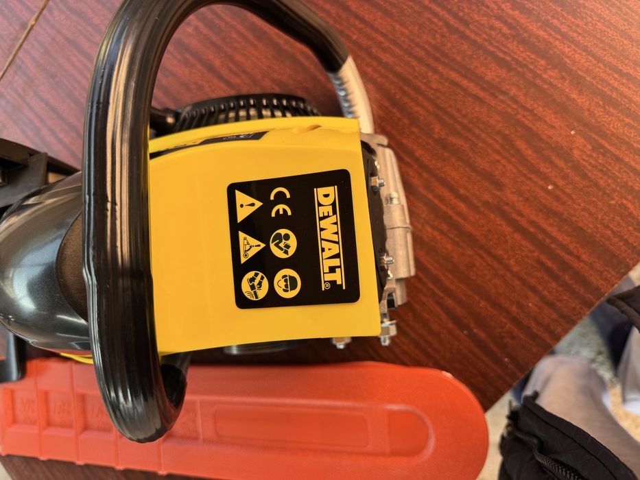 Пила цепная DeWALT DCMCS575N-XJ