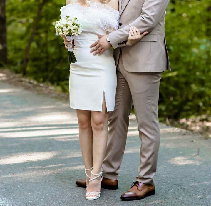 Vând rochițe cununie XS-S, separat sau amândouă.