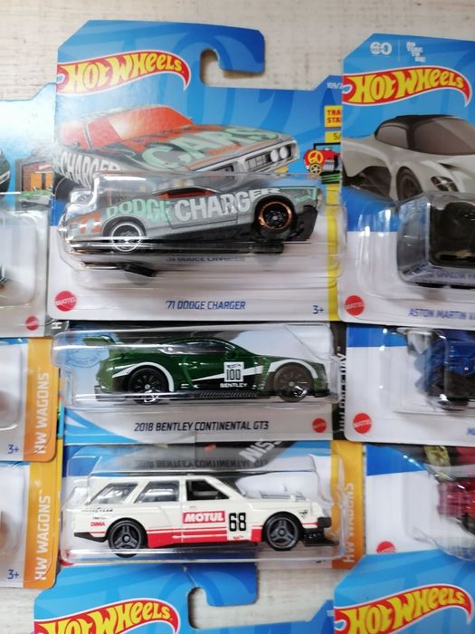 Hotwheels колички