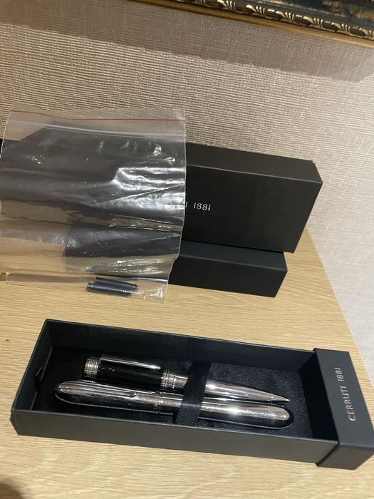 Конферентна папка  Cerruti, химикал и писалка