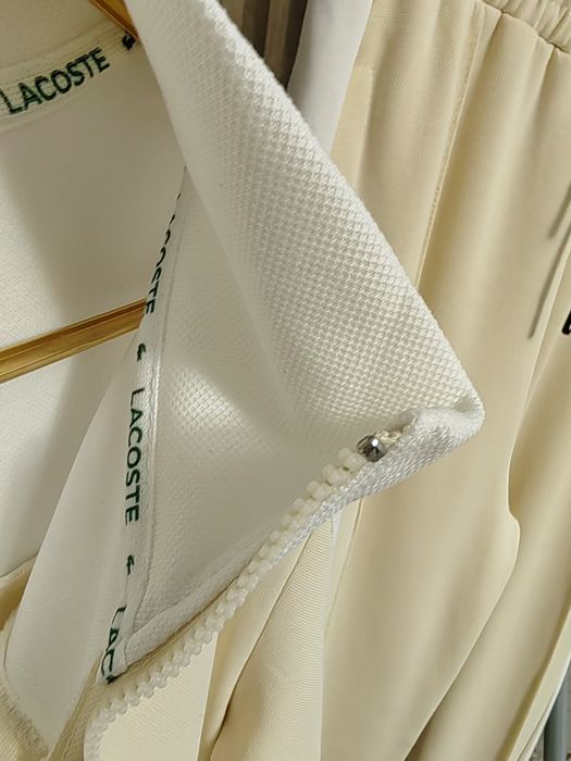 Trening Lacoste.Calitatea originalului.Toate marimile disponibile!