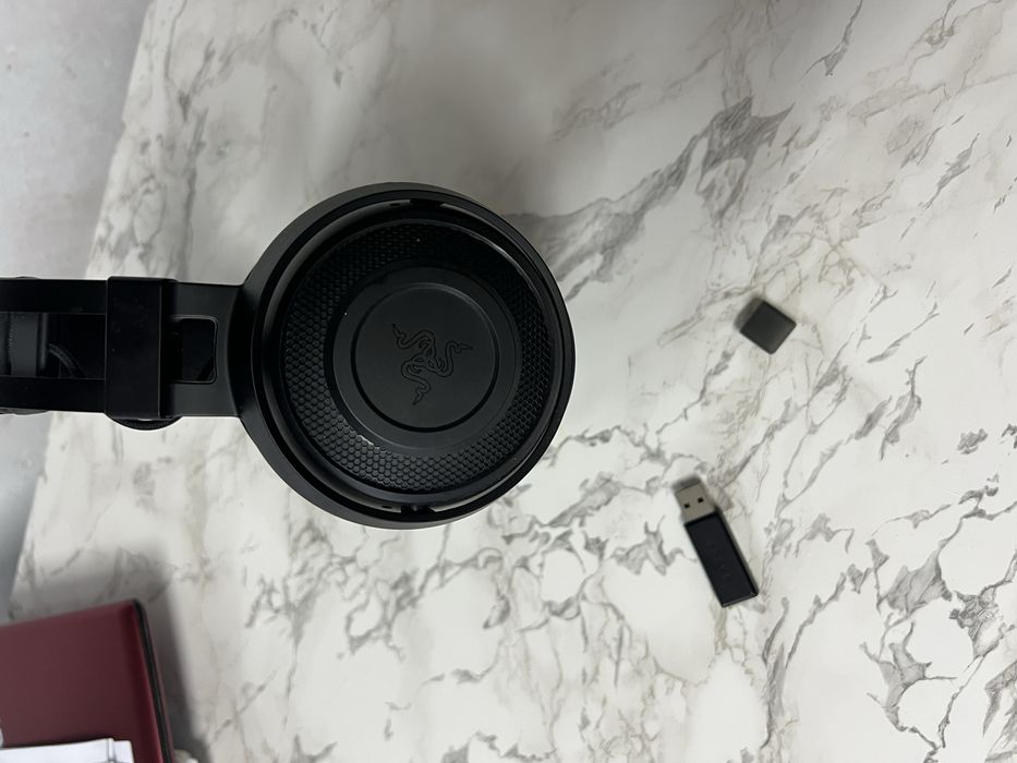Слушалки Razer Nari Essential