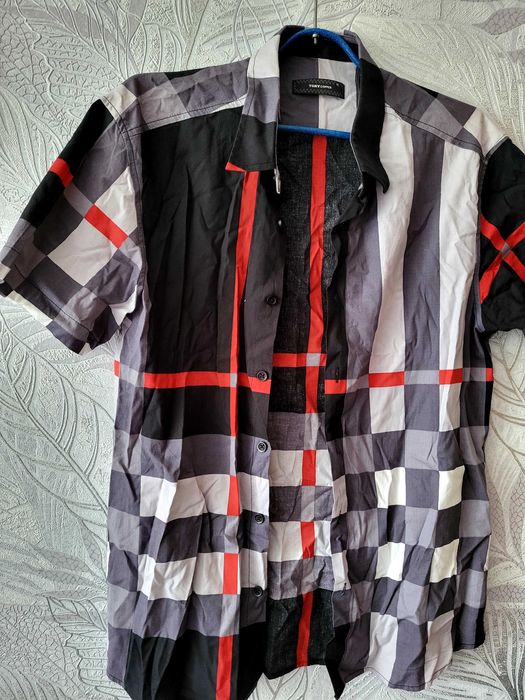 Рубашки мужские новые