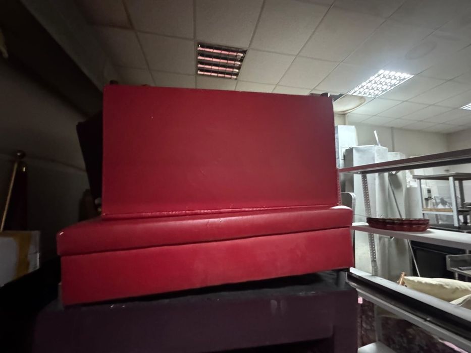 Диваны для дома, работы