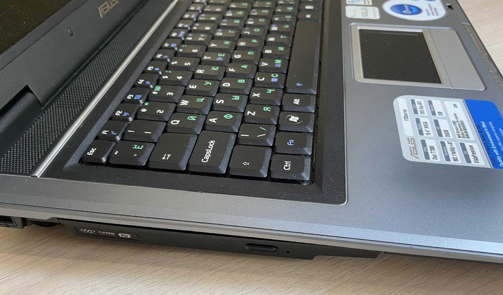 Ноутбук Asus F3Sr