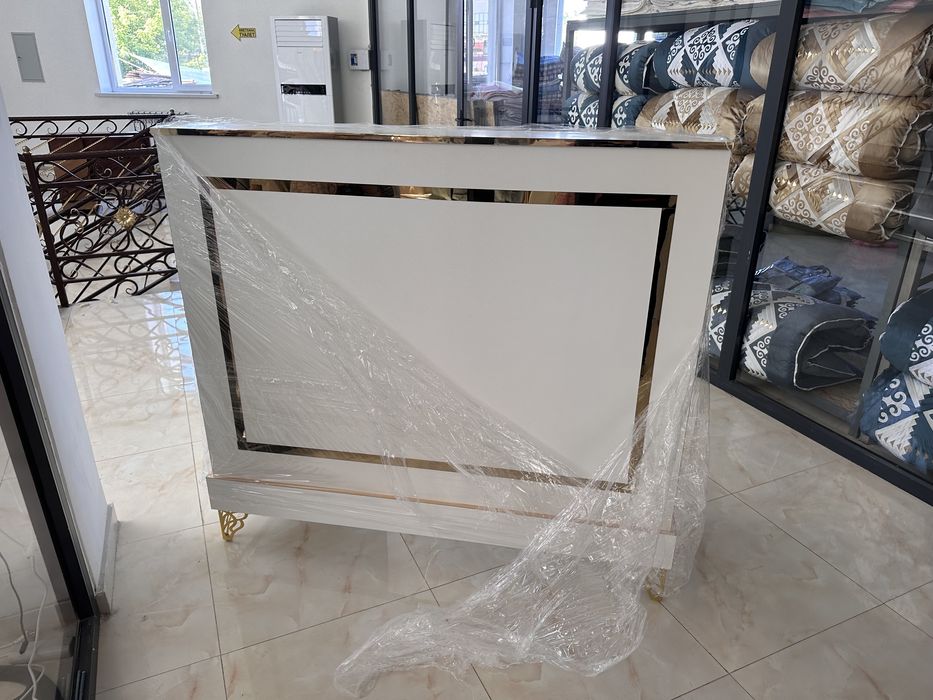 Касса ресепшн бутик магазин