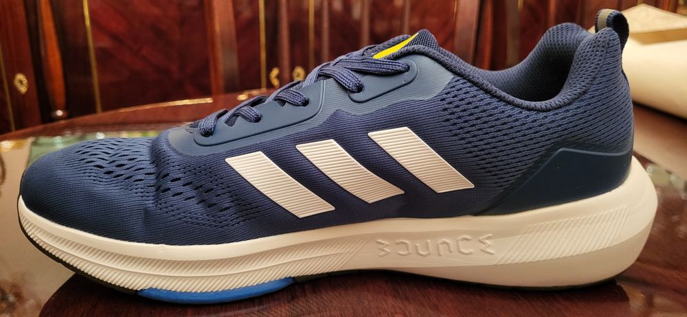 Кроссовки Adidas синие