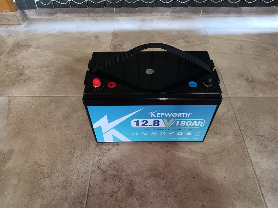 Батерия lifepo4 12V  300 AH !!!