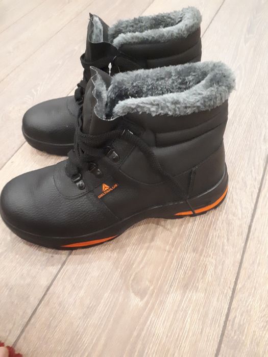 Жаңа қысқы берцы сатамын