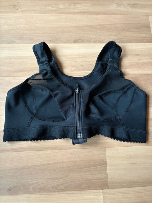 Следоперативни бюстиета