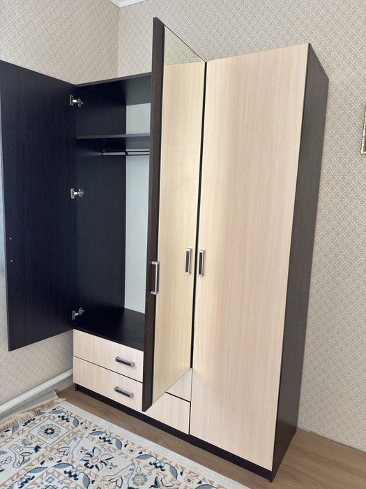 Продается шкаф срочно