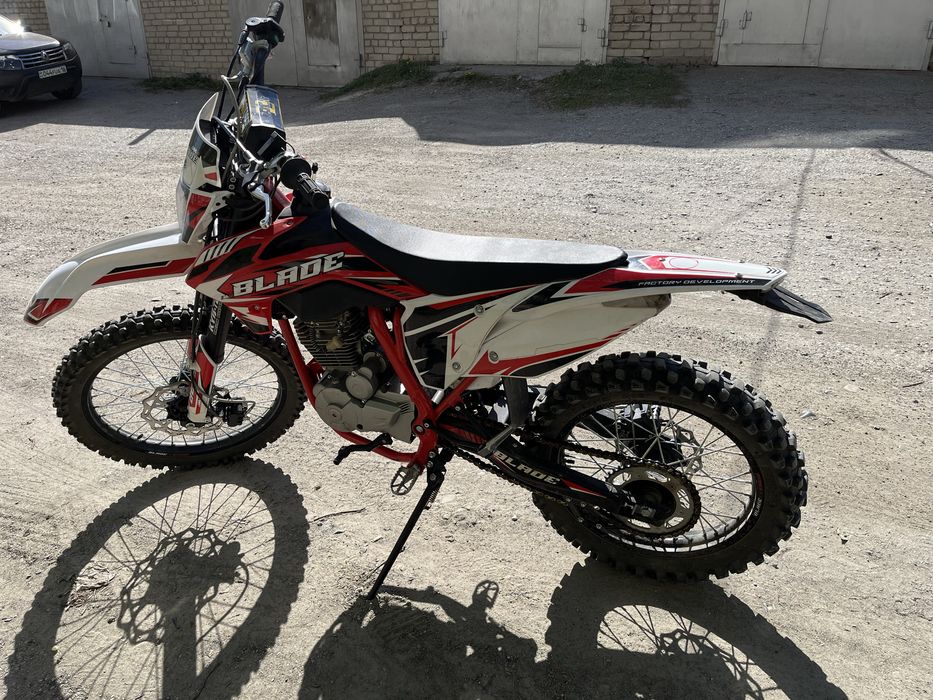 Продается мотоцикл Blade 300cc