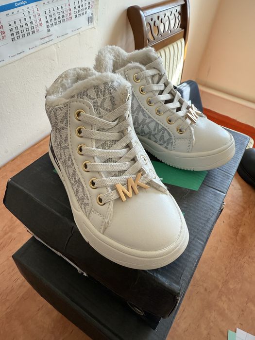 Продам обувь детские