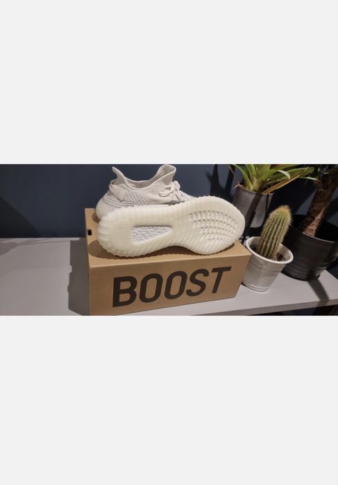 ##NOU## YEEZY Bone calitate premium •Verificare colet•
