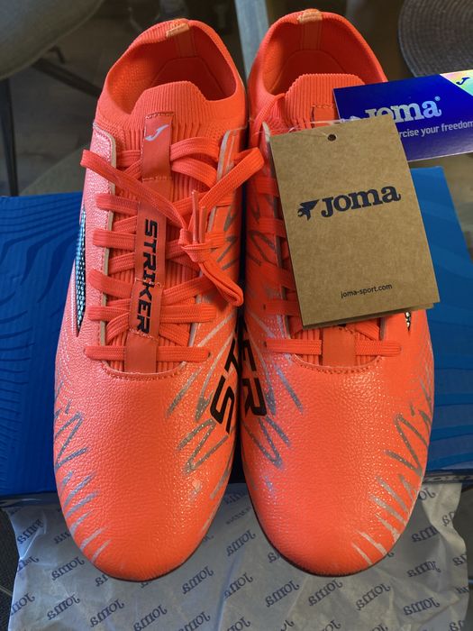 Бутонки joma нова