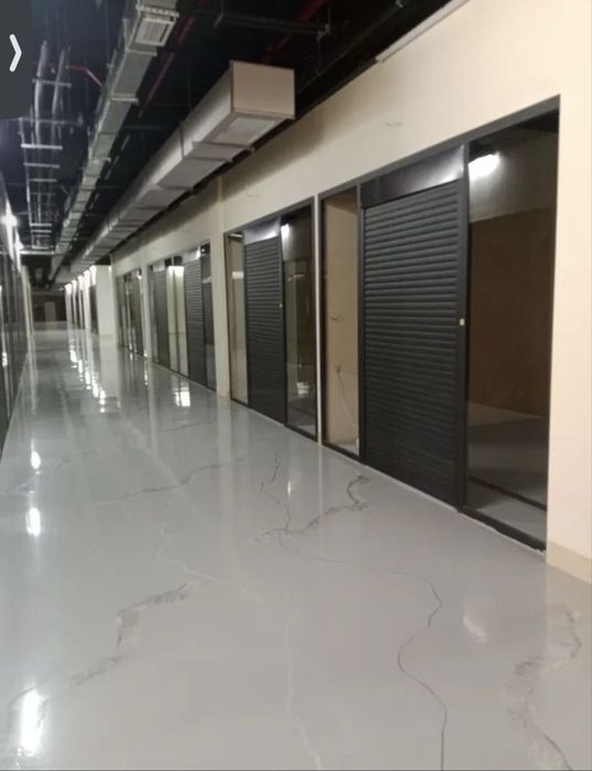 Ibn Sino Stroy Mart 4 этаж 9 квадратов продается  Срочно!