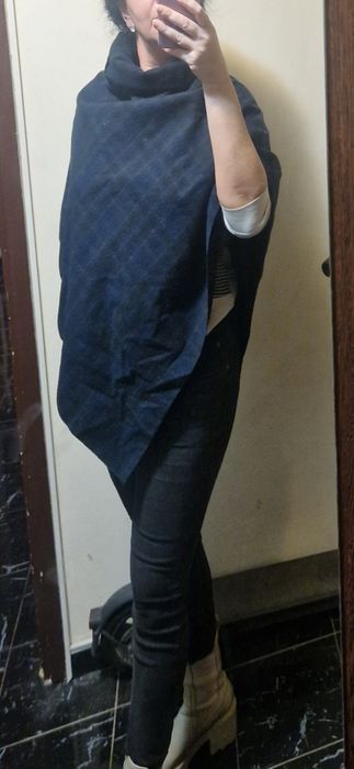 Poncho- Capa 55% lâna, firma Miss Miss by Valentina