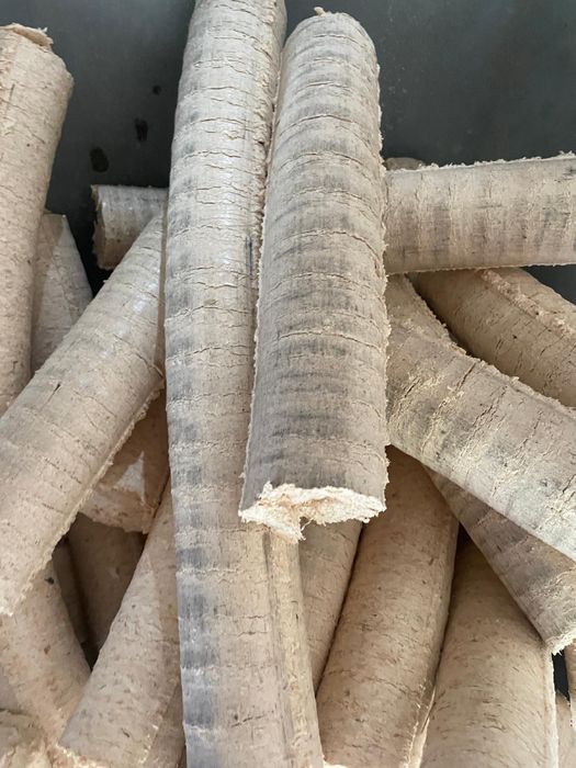 Brichete pentru foc din rumegus calitate premium