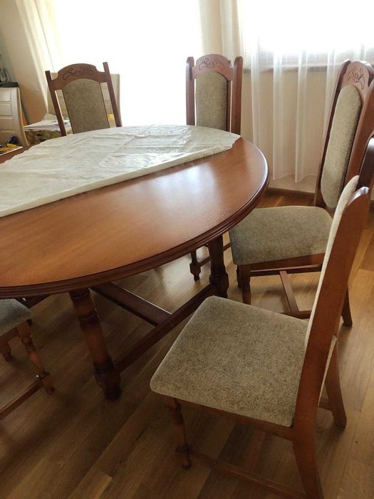 Set masa cu 6 scaune