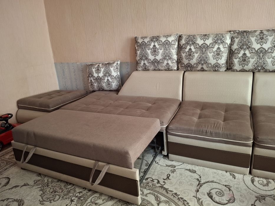 Продам диван в хорошем состоянии