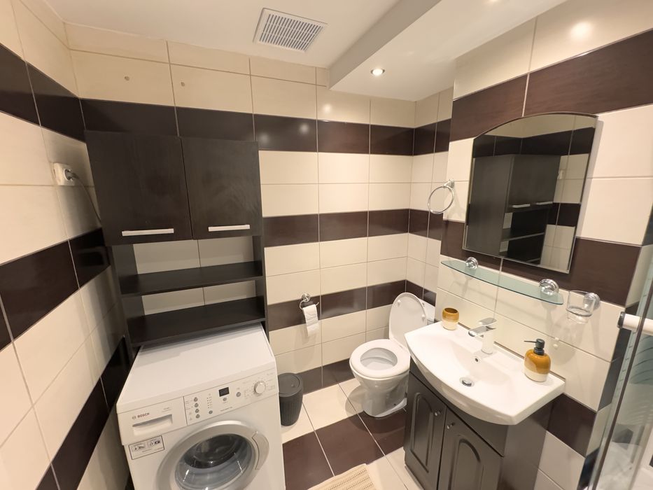 Inchiriez apartament 3 camere 450 euro