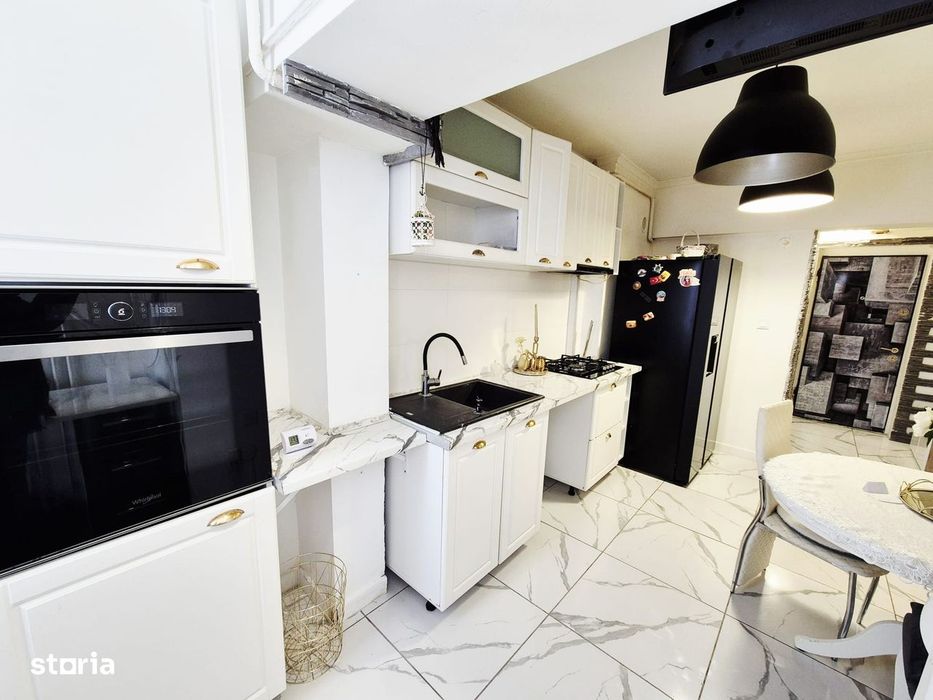 De închiriat | 3 camere | 70 mp | Ultracentral | 800 €/lună negociabil