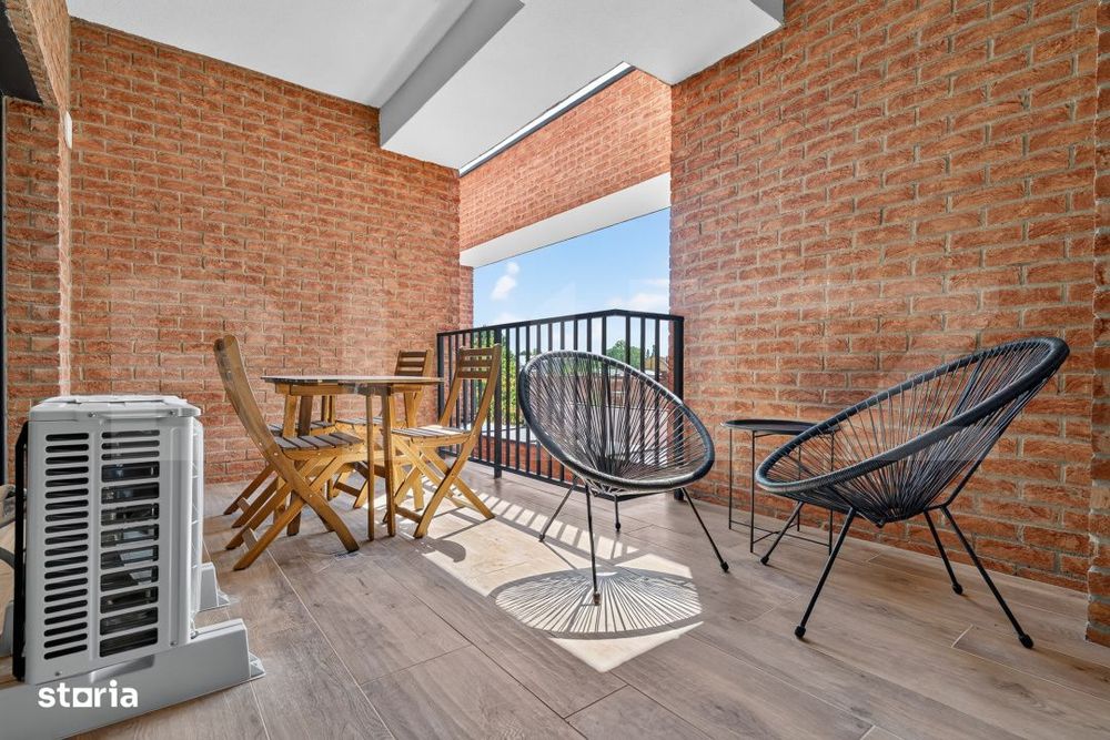 Apartament 3 camere, 81.86, zona Centru