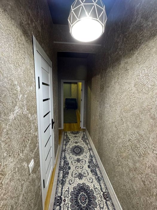 Тинчлик метро яқинида квартира бор
Цена: 2 500