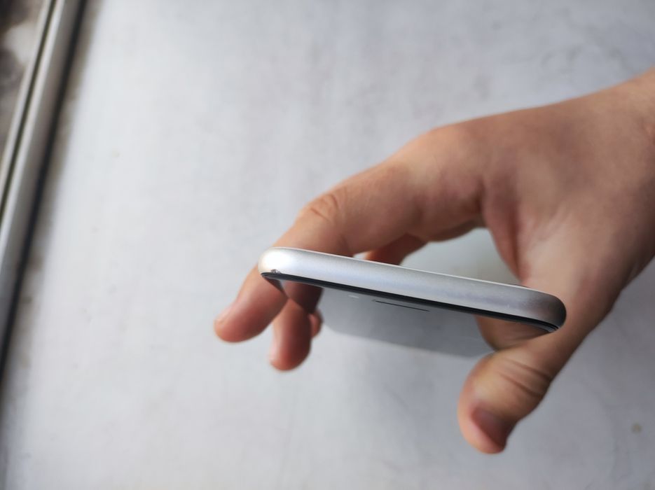 Обмен айфон се 2 128гб