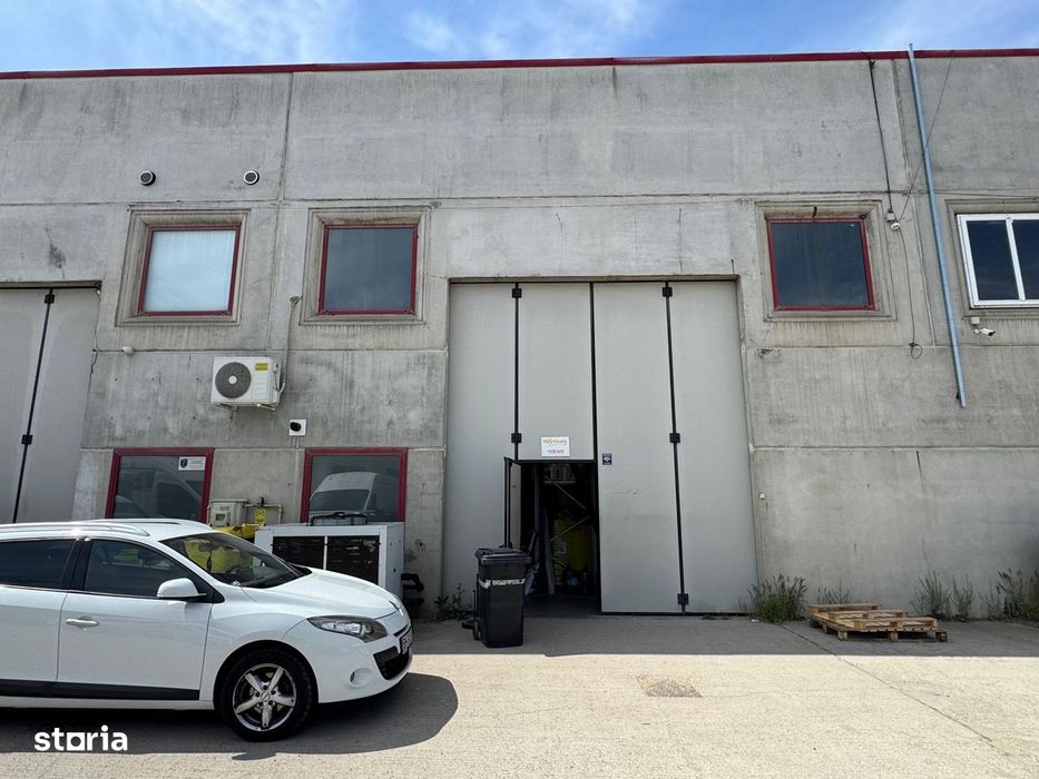 Spațiu comercial de vânzare Oradea Ioșia, 738 mp, showroom și depozit