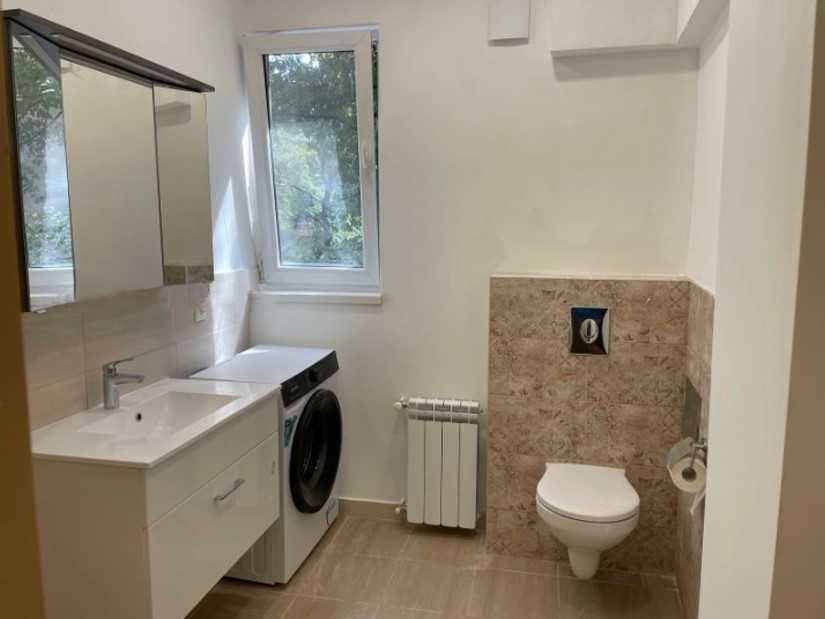 Дава се под наем Двустаен апартамент в София, Изток - 75 кв.м за 372.3 € - Снимка #4