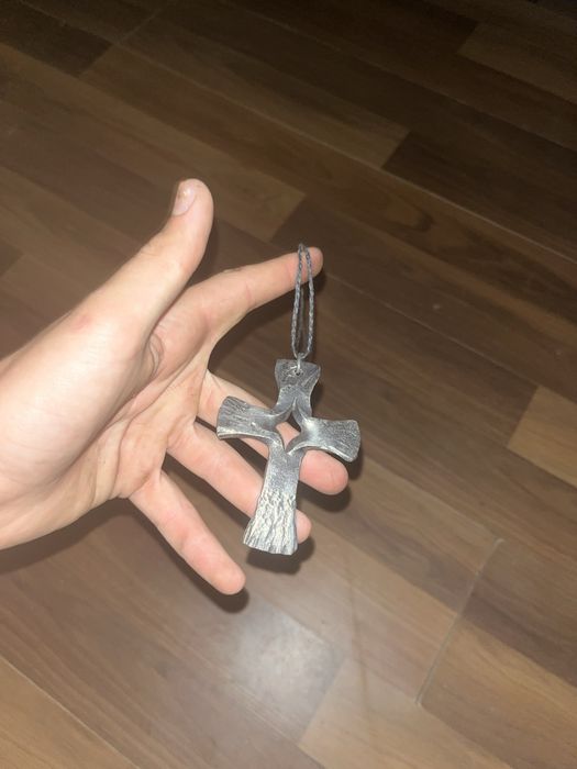 Vand cruce forjata manula
