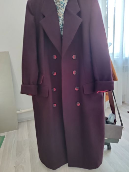 Продам пальто женское