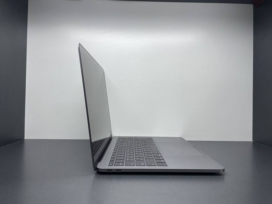 Macbook pro 13 ishqibozlari uchun maxsus core i5