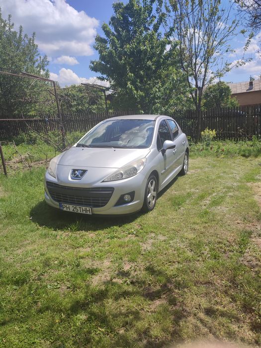 Peugeot 207 1,4 benzina