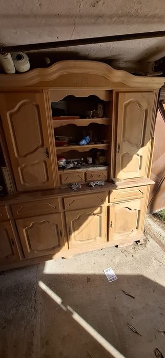 Mobilă lemn masiv / vitrină / bufet