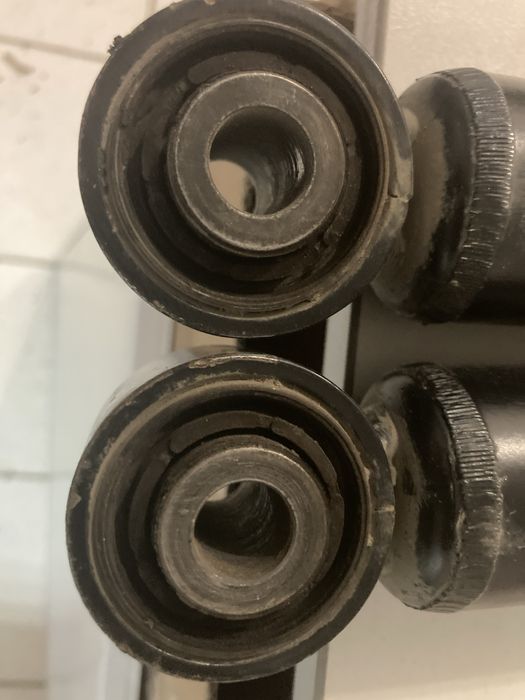 Амортизатор на Chevrulet Cruze