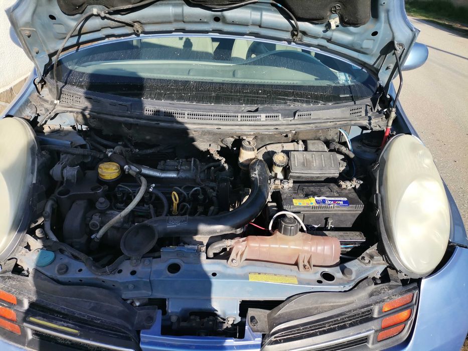 Продавам Nissan Micra K12 1.5 dci на части.