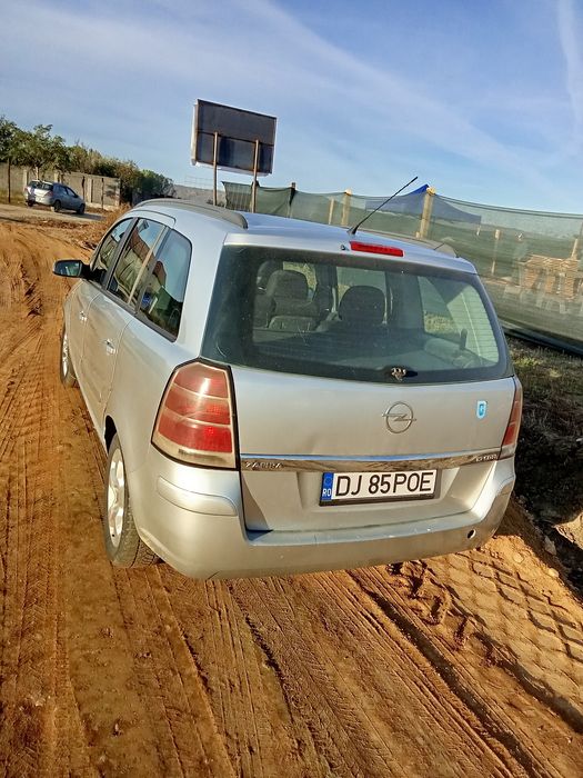 Vând sau schimb de preferat cu Touran