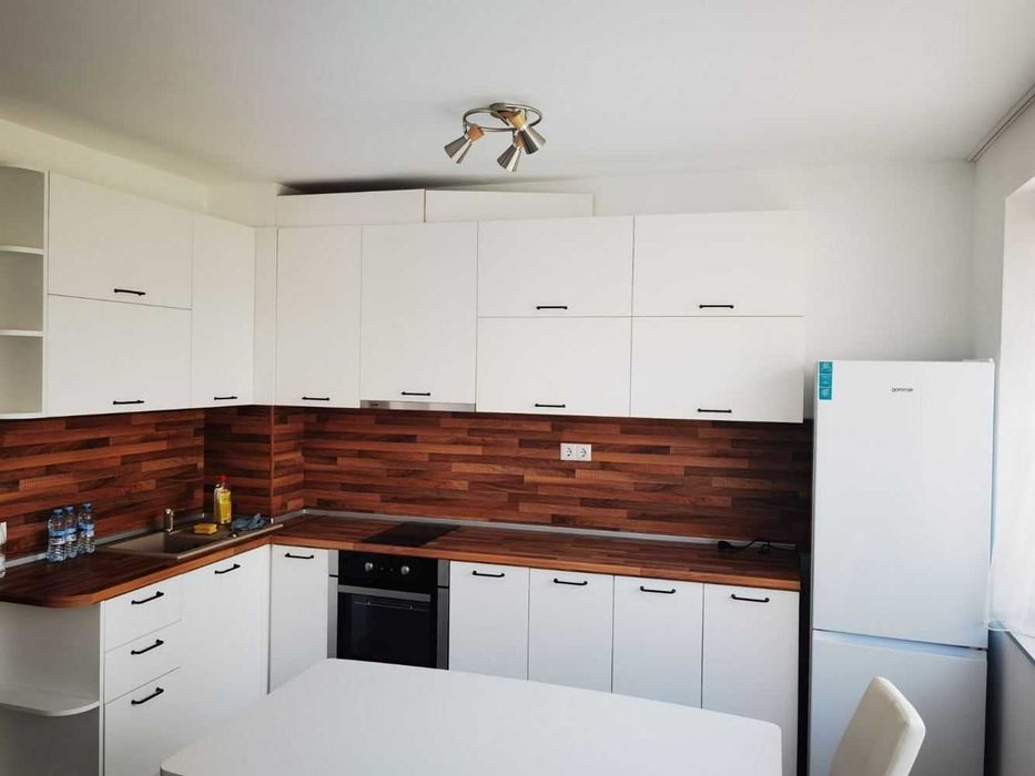 Дава се под наем Двустаен апартамент в Варна, Младост 1 - 55 кв.м за 398.82 € - Снимка #2