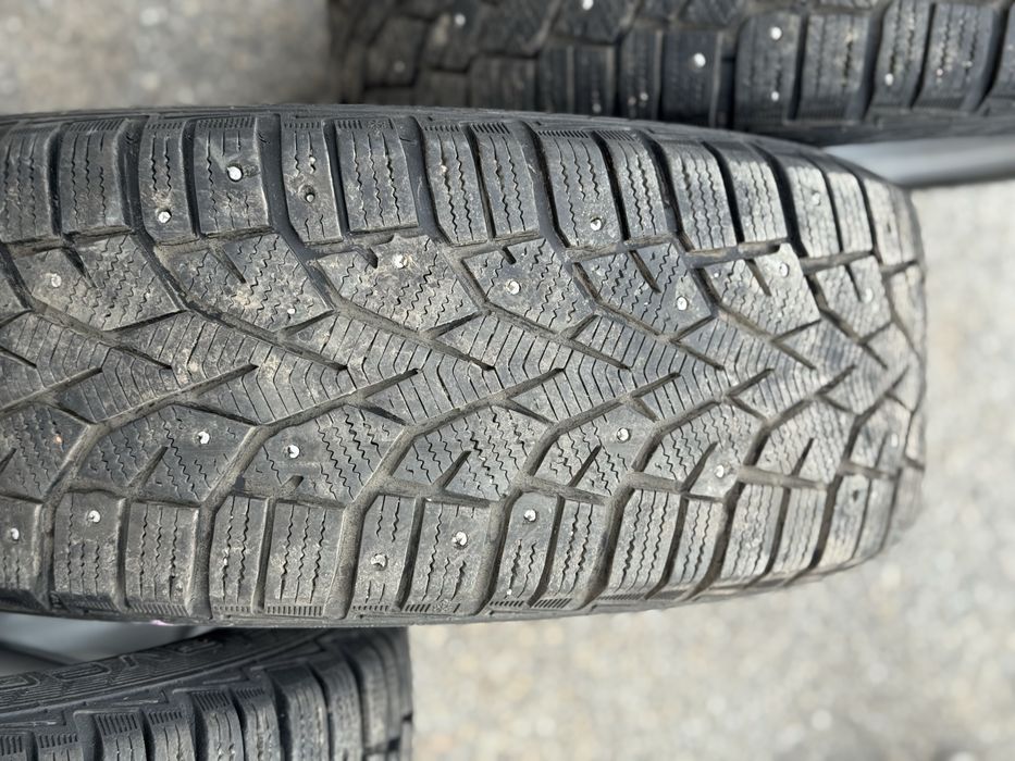Продам диски с резиной r15 4:98 ваз (лада)