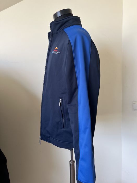 Hanorac RedBull Racing , autentic , impecabil